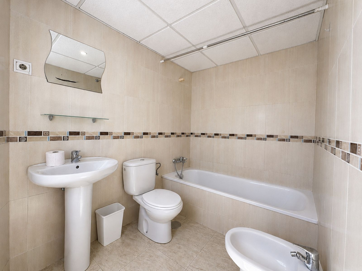 Se vende Apartamento Planta Media de 1 dormitorios en Costa Del Sol, Málaga, España