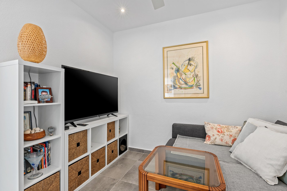 Se vende Apartamento Planta Baja de 2 dormitorios en Costa Blanca, Alicante, España