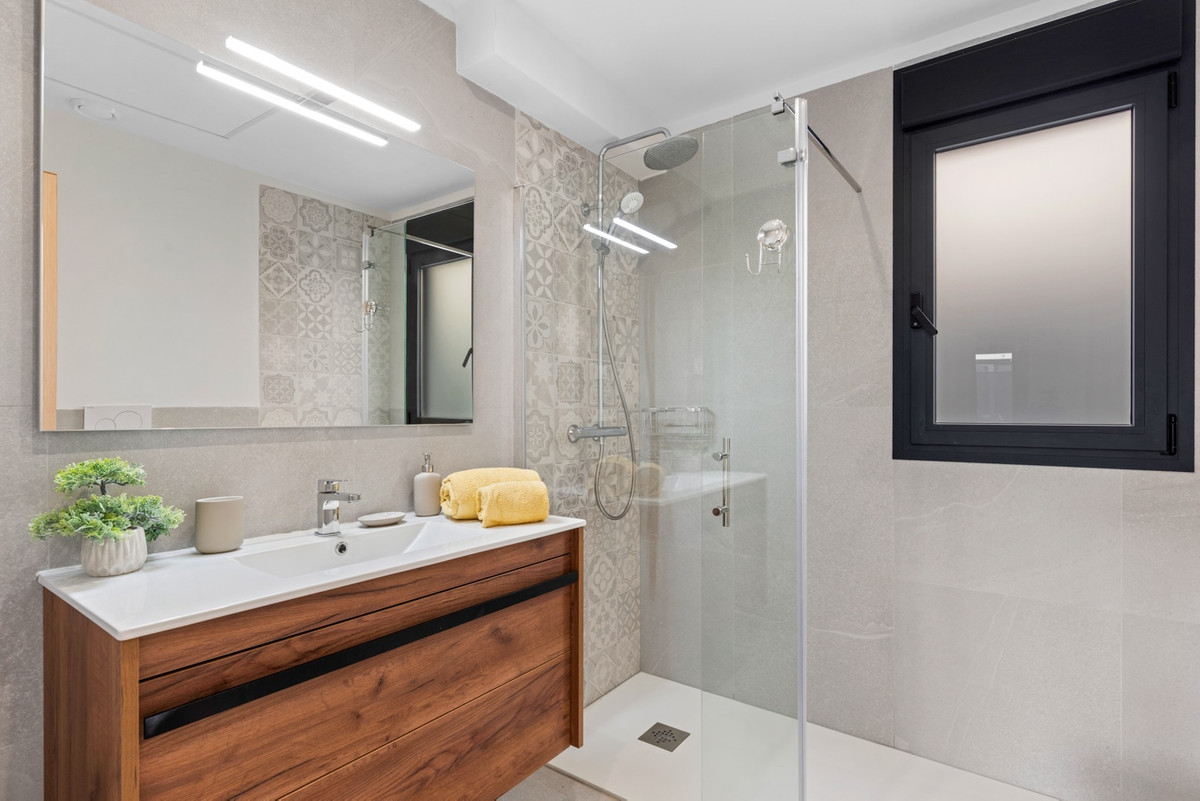 3 Bed Townhouse for sale in La Marina Costa Blanca, Alicante, Spain