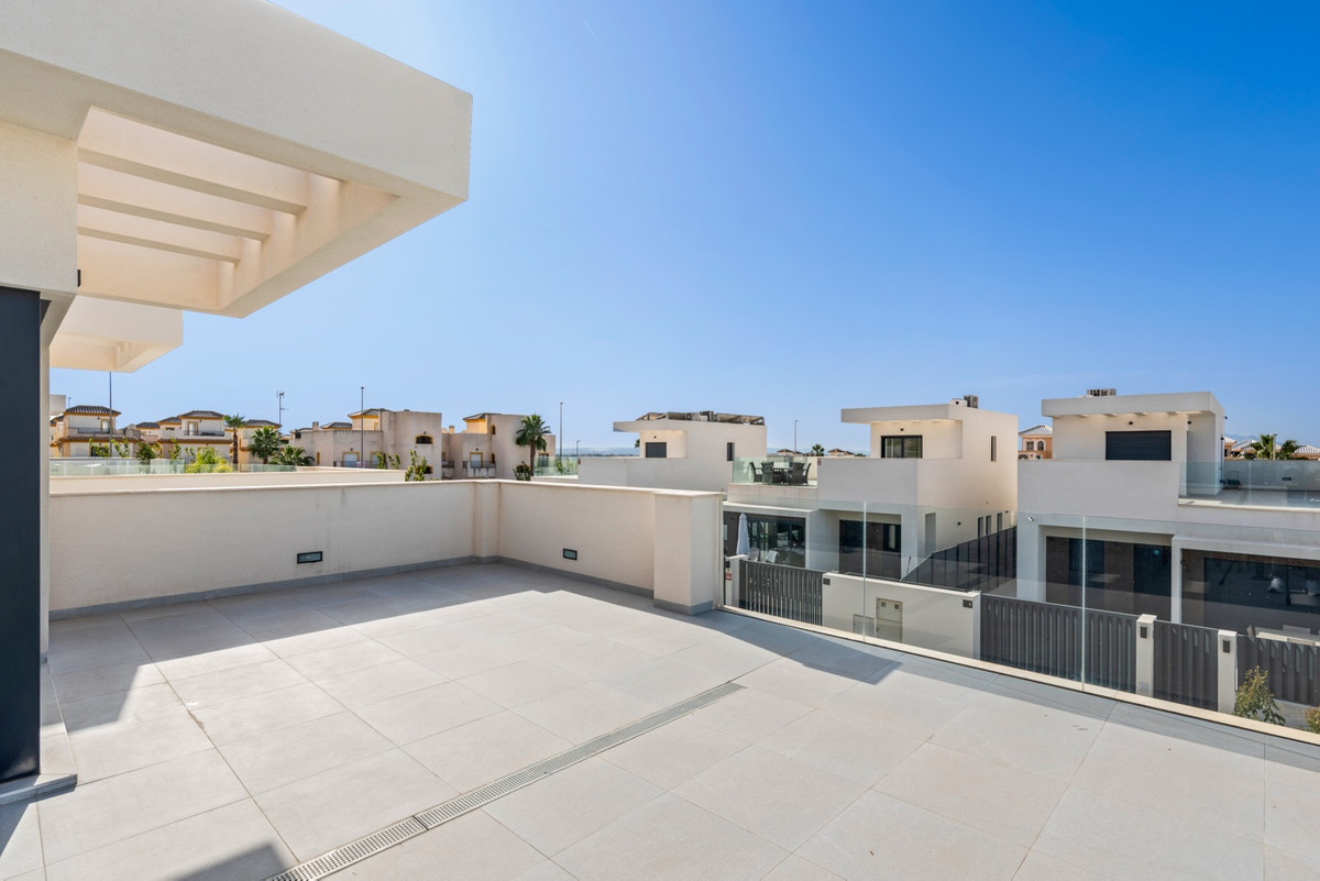 3 Bed Townhouse for sale in La Marina Costa Blanca, Alicante, Spain