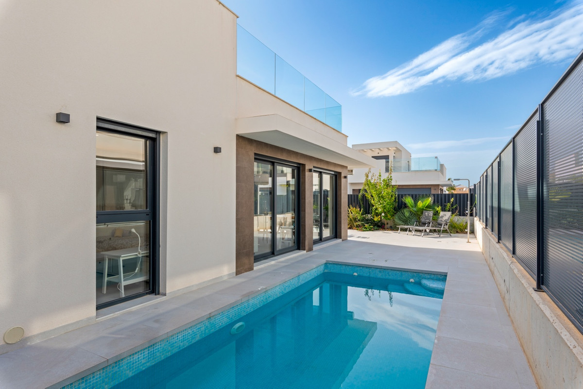 3 Bed Townhouse for sale in La Marina Costa Blanca, Alicante, Spain