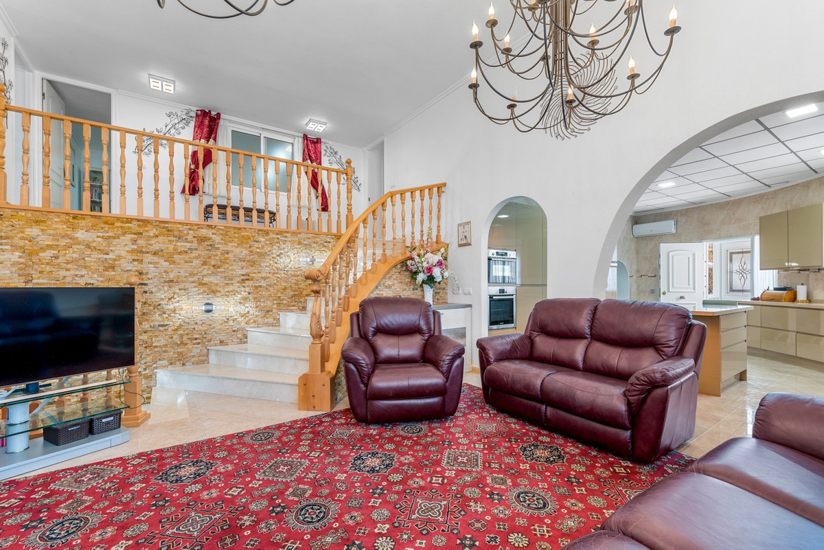 Se vende Villa - Chalet de 7 dormitorios en Costa Blanca, Alicante, España