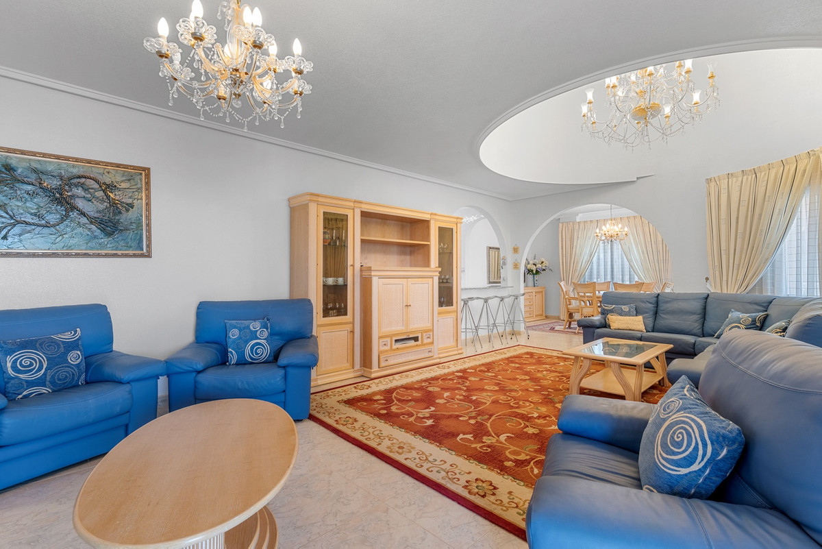 Se vende Villa - Chalet de 7 dormitorios en Costa Blanca, Alicante, España