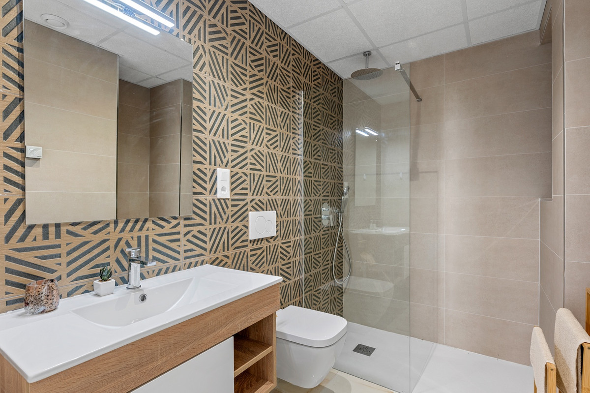 Se vende Apartamento Planta Baja de 3 dormitorios en Costa Blanca, Alicante, España