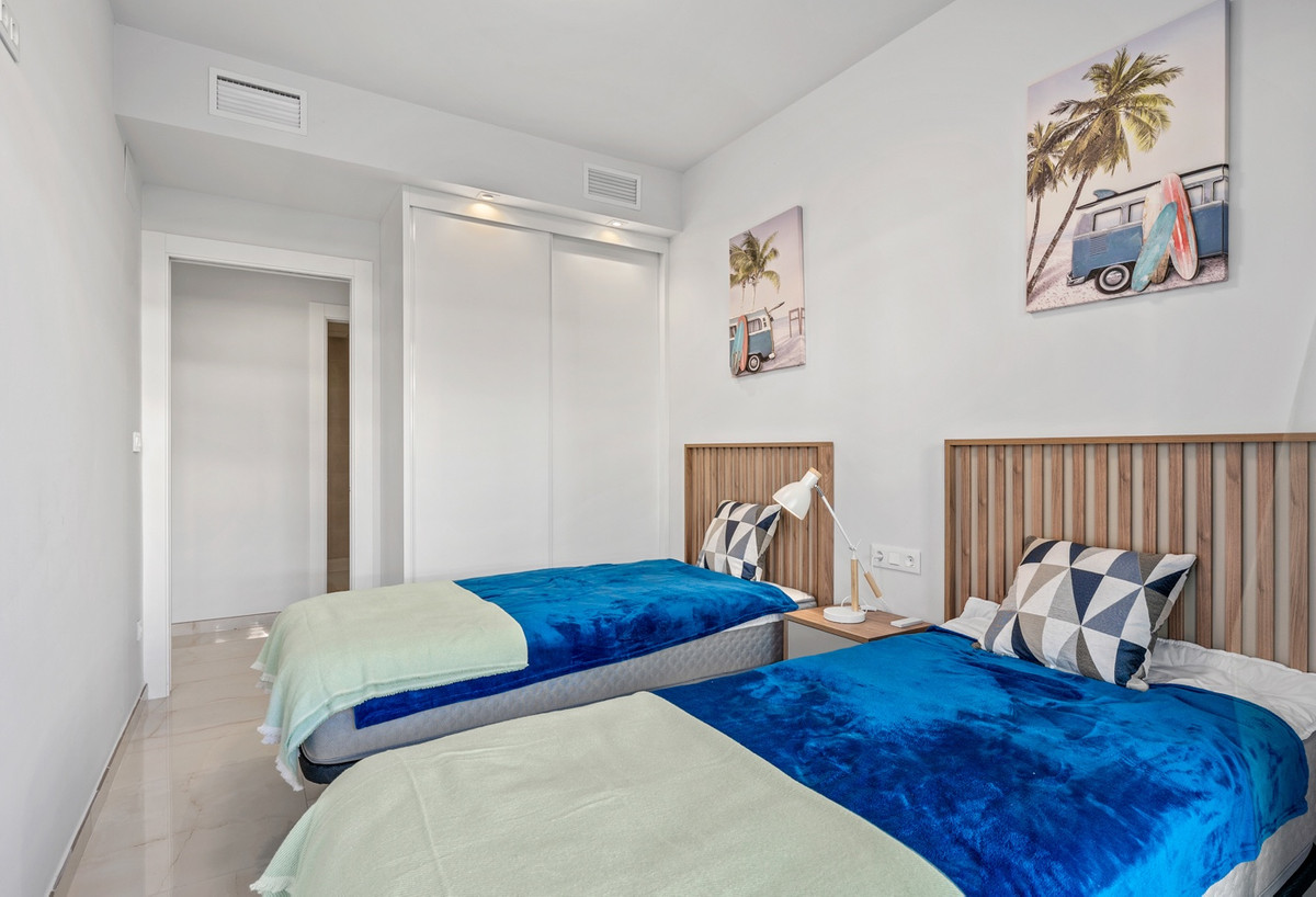 Se vende Apartamento Planta Baja de 3 dormitorios en Costa Blanca, Alicante, España