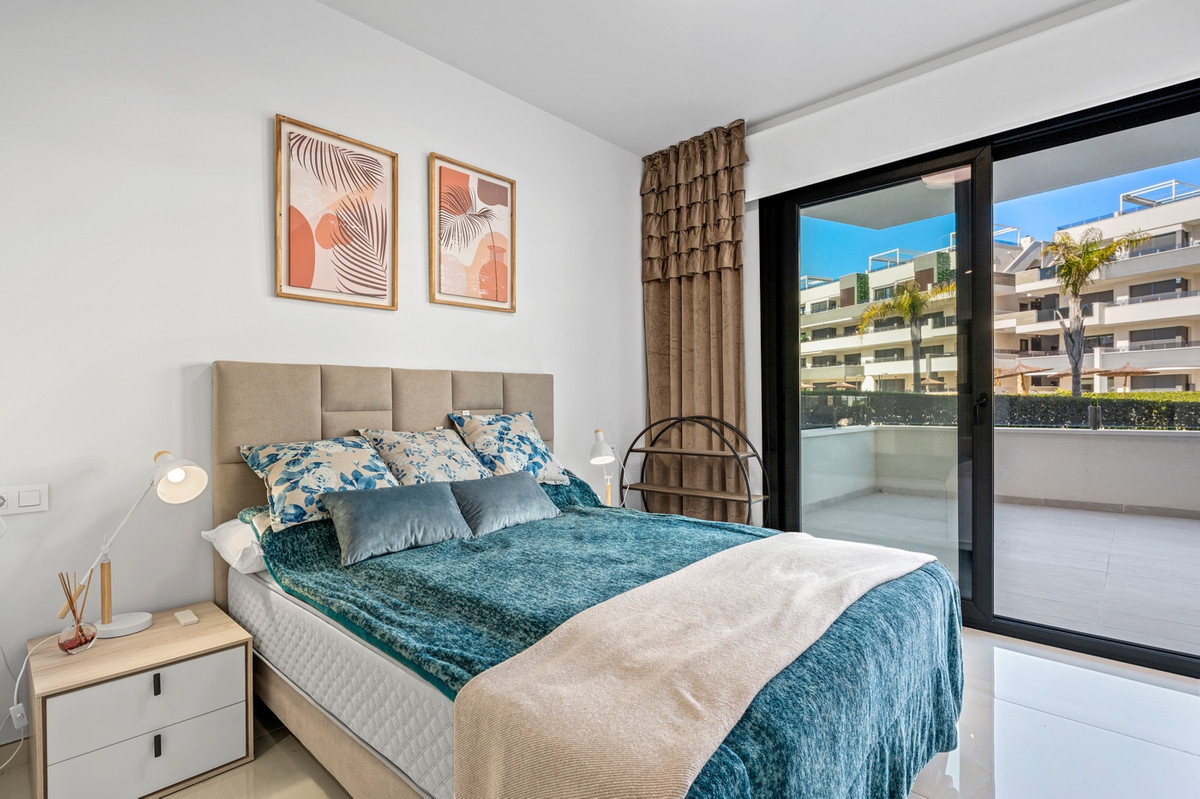Se vende Apartamento Planta Baja de 3 dormitorios en Costa Blanca, Alicante, España