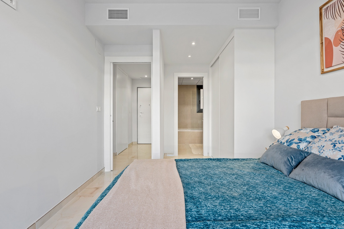 Se vende Apartamento Planta Baja de 3 dormitorios en Costa Blanca, Alicante, España