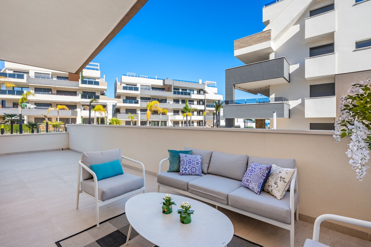 Se vende Apartamento Planta Baja de 3 dormitorios en Costa Blanca, Alicante, España