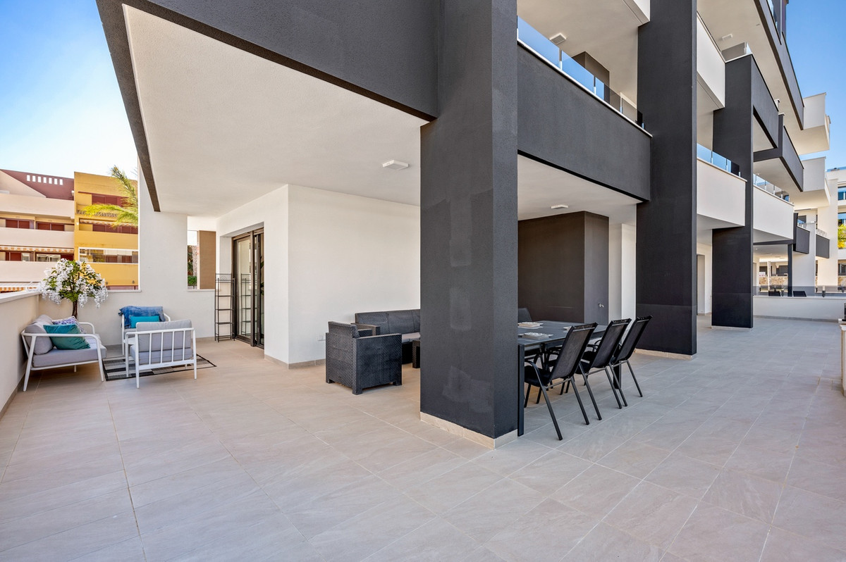 Se vende Apartamento Planta Baja de 3 dormitorios en Costa Blanca, Alicante, España