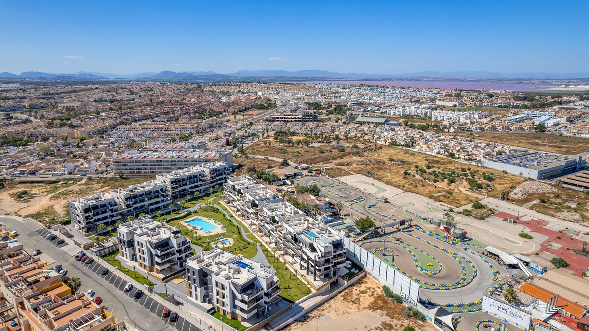 Se vende Apartamento Planta Baja de 3 dormitorios en Costa Blanca, Alicante, España