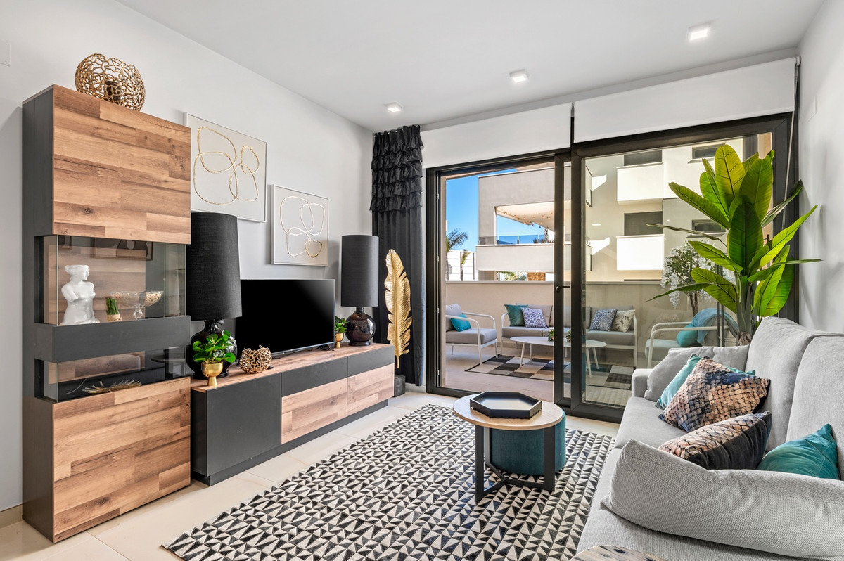 Se vende Apartamento Planta Baja de 3 dormitorios en Costa Blanca, Alicante, España