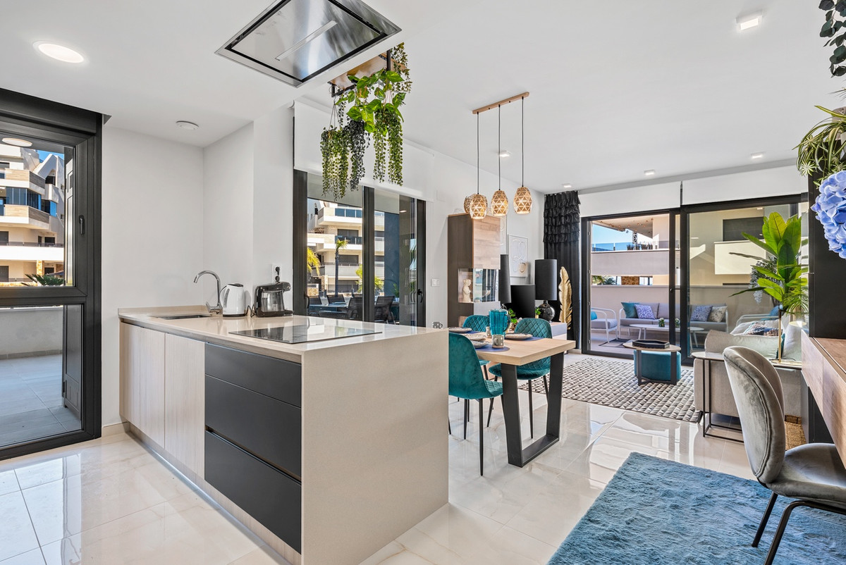Se vende Apartamento Planta Baja de 3 dormitorios en Costa Blanca, Alicante, España