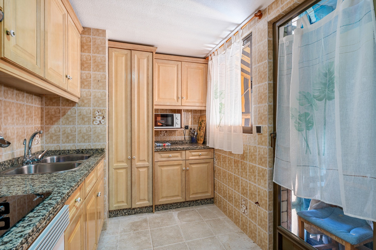 Se vende Apartamento Planta Baja de 3 dormitorios en Costa Blanca, Alicante, España