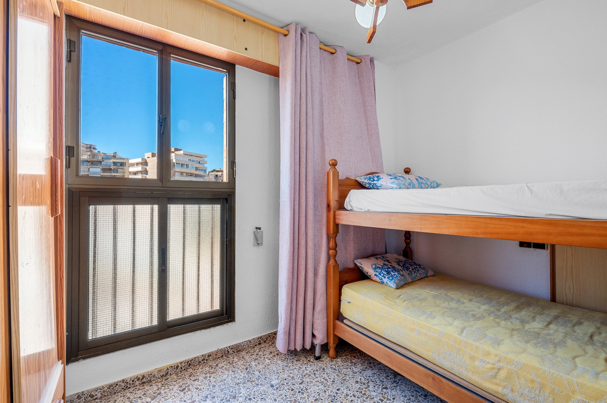 Se vende Apartamento Planta Baja de 3 dormitorios en Costa Blanca, Alicante, España