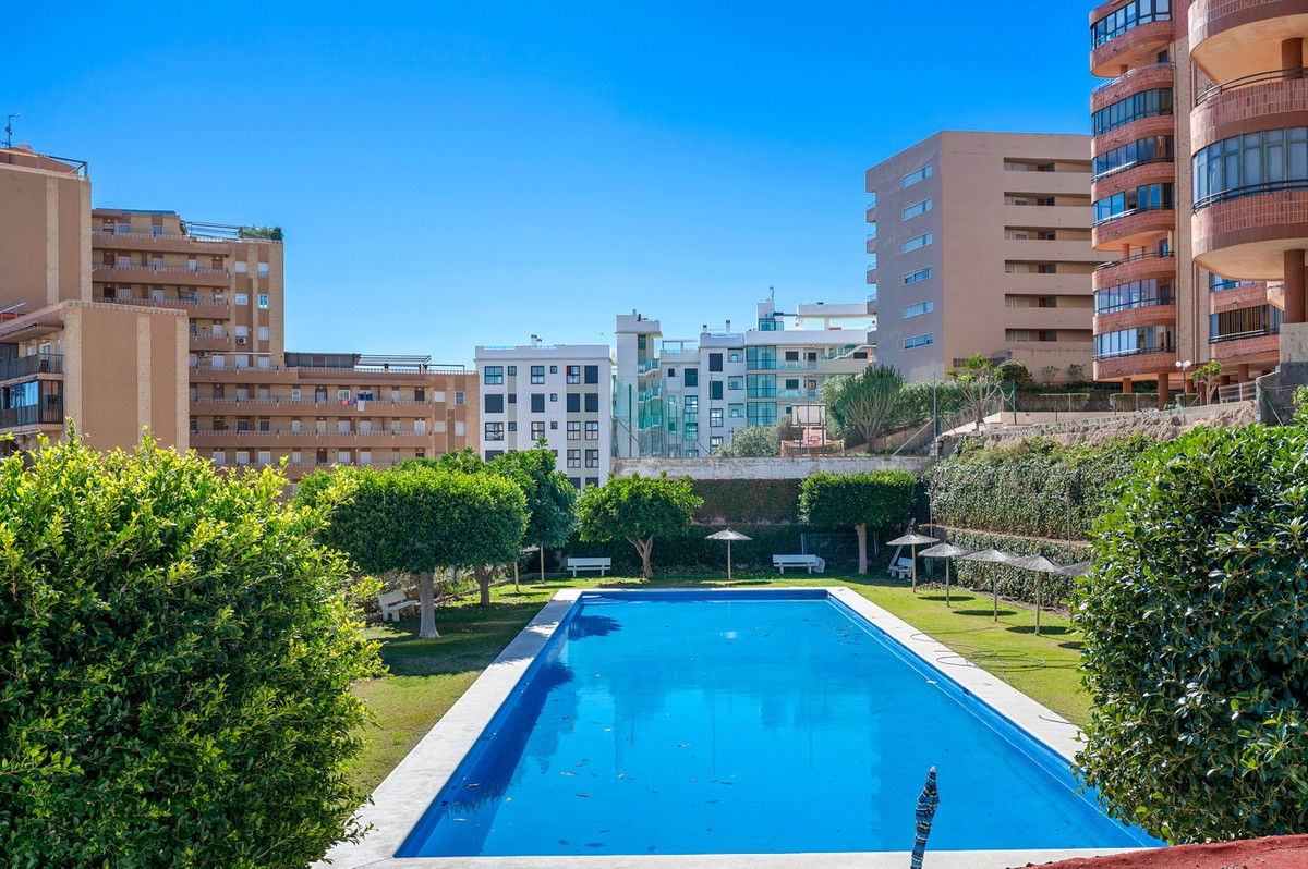 Se vende Apartamento Planta Baja de 3 dormitorios en Costa Blanca, Alicante, España