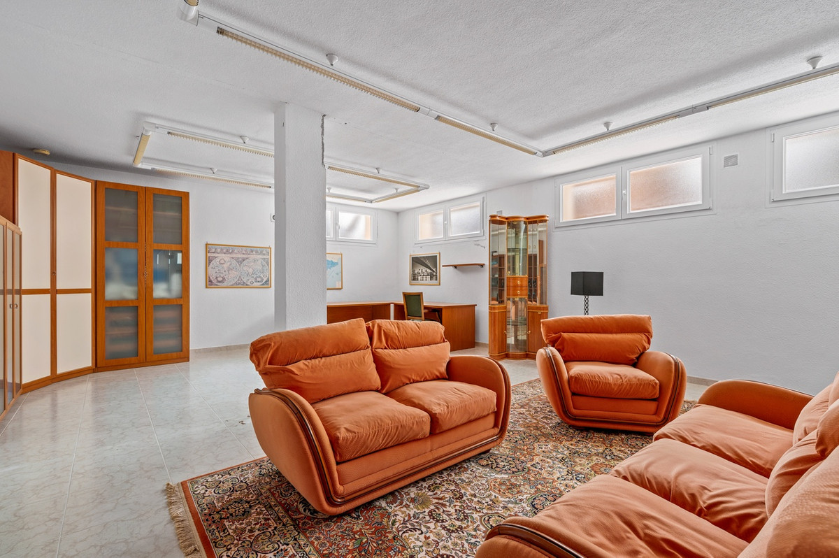 Se vende Villa - Chalet de 4 dormitorios en Costa Blanca, Alicante, España