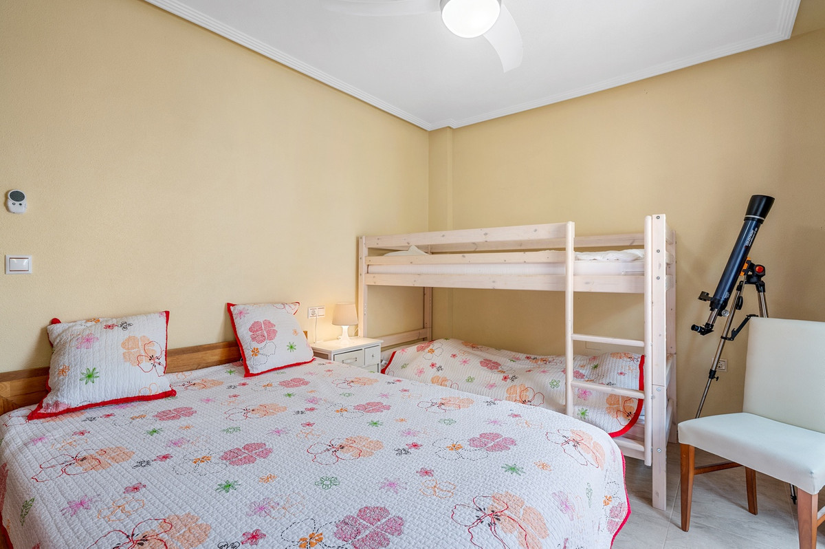 Se vende Adosada de 3 dormitorios en Costa Blanca, Alicante, España