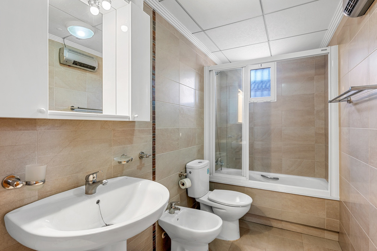 Se vende Adosada de 3 dormitorios en Costa Blanca, Alicante, España