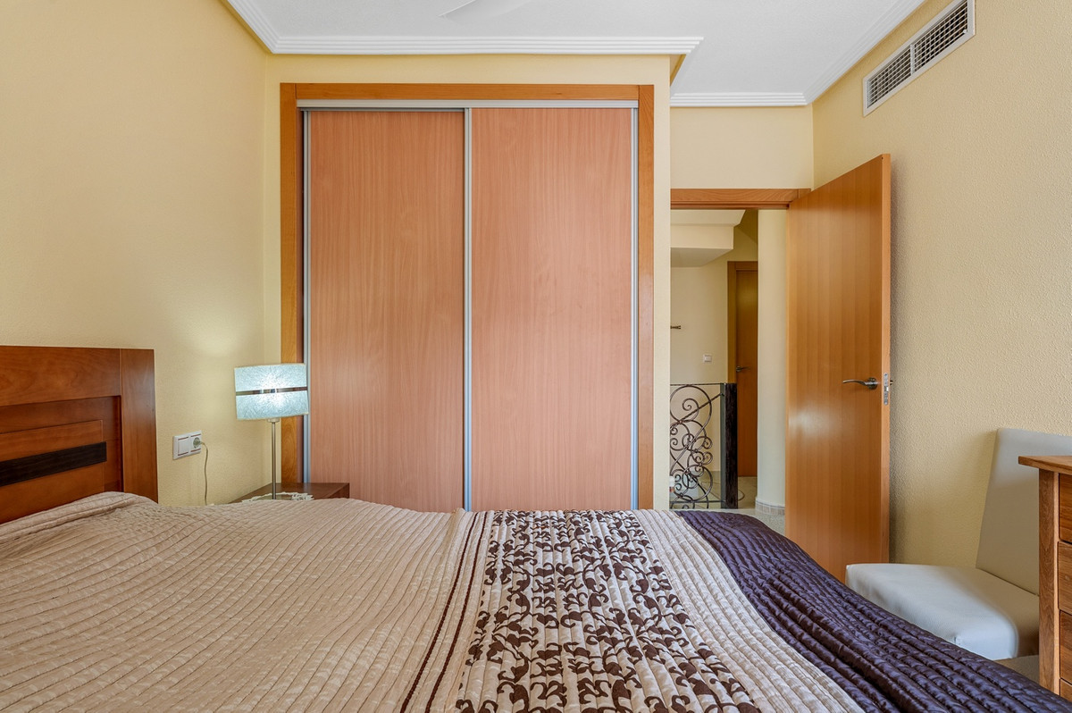Se vende Adosada de 3 dormitorios en Costa Blanca, Alicante, España