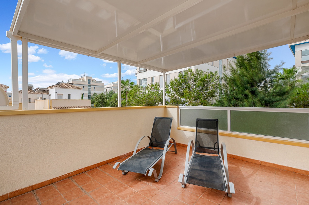 Se vende Adosada de 3 dormitorios en Costa Blanca, Alicante, España