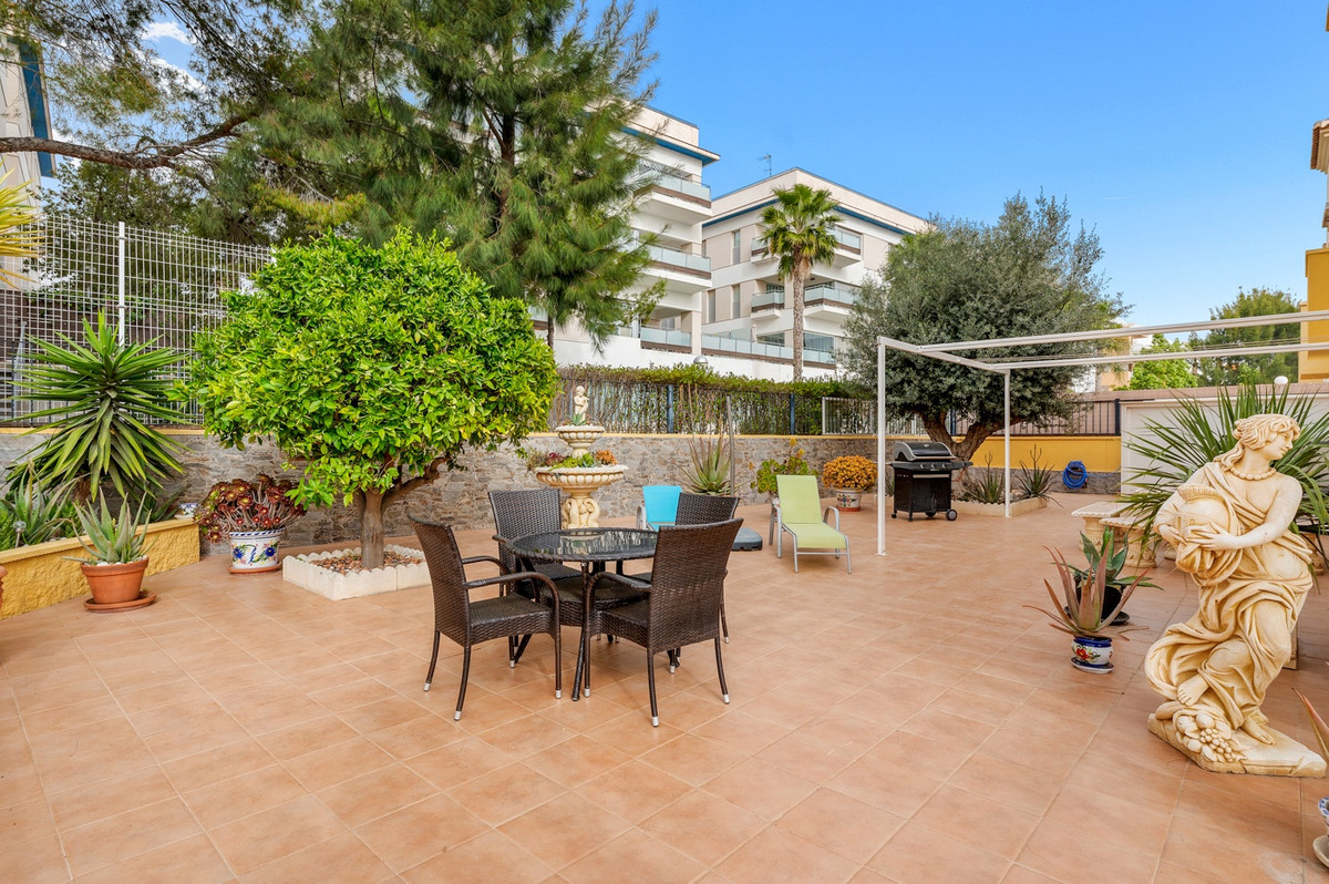 Se vende Adosada de 3 dormitorios en Costa Blanca, Alicante, España