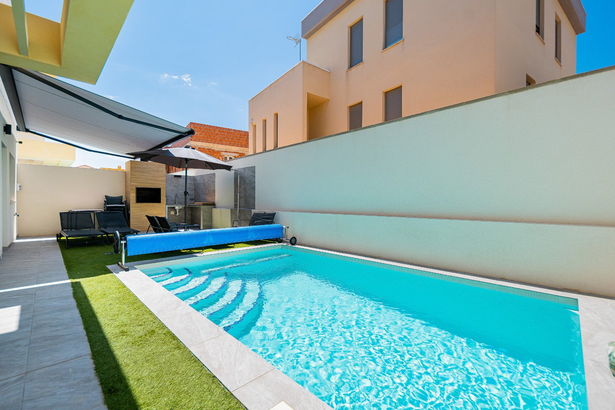3 Bed Townhouse for sale in Los Montesinos Costa Blanca, Alicante, Spain