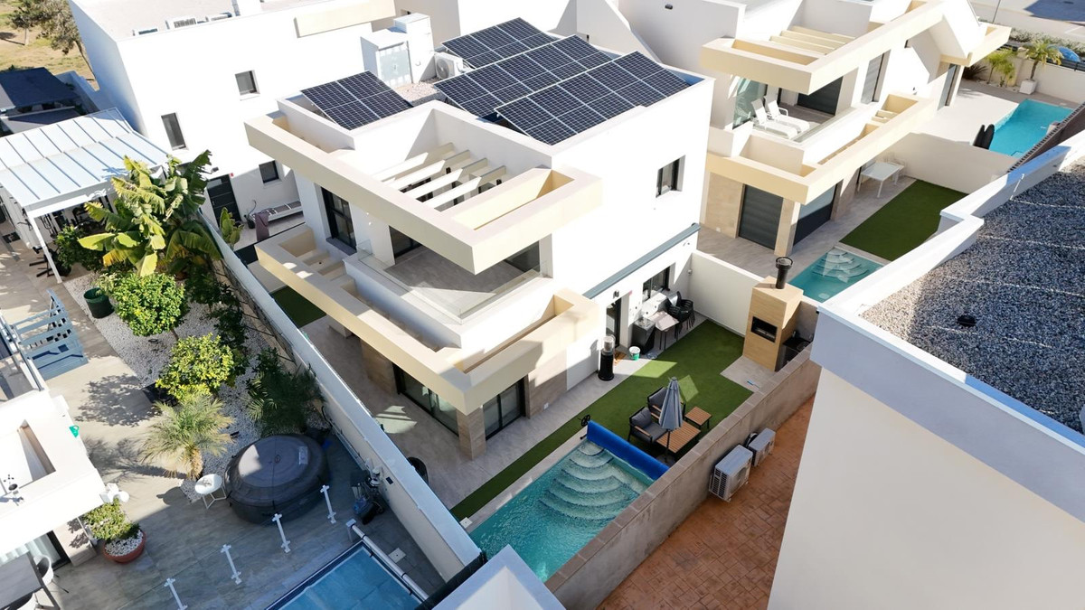 3 Bed Townhouse for sale in Los Montesinos Costa Blanca, Alicante, Spain