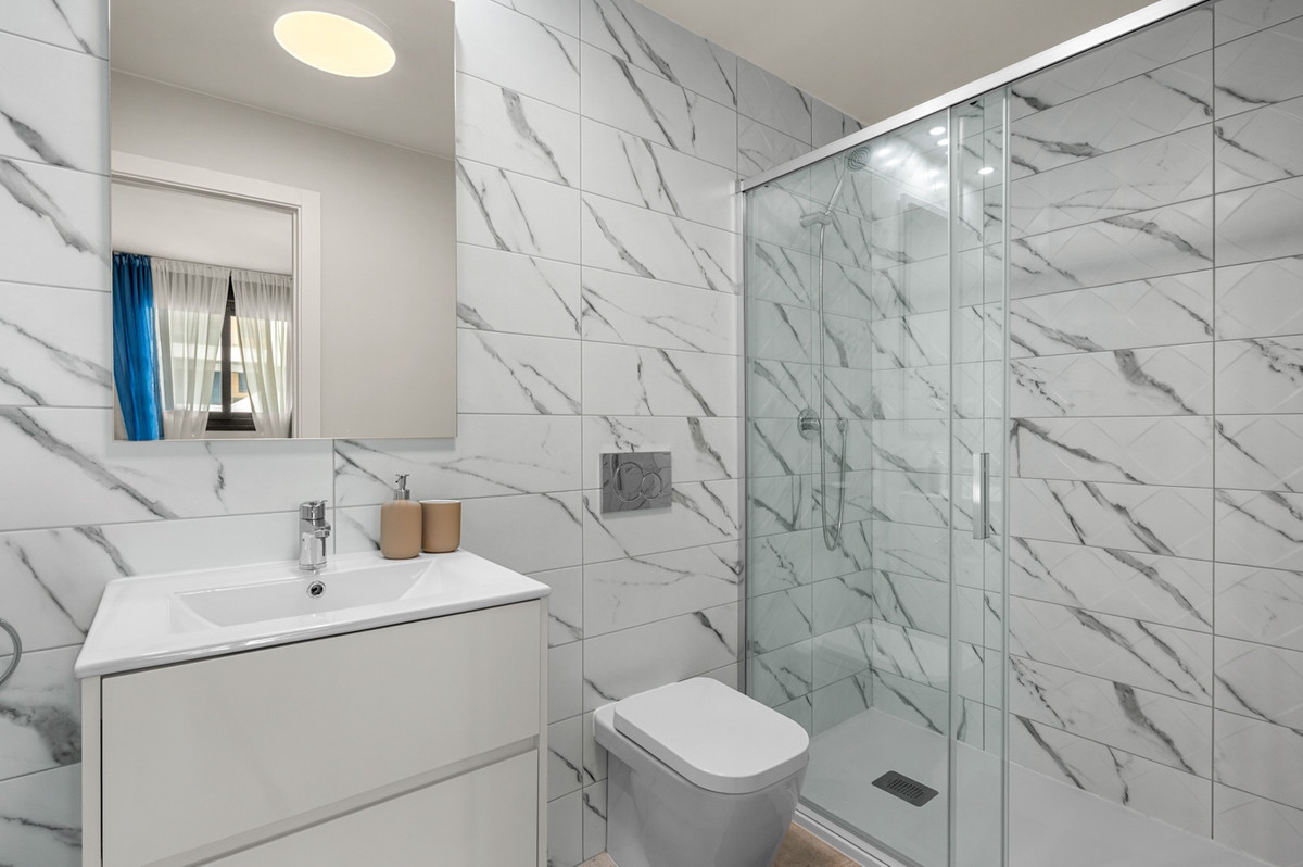 Se vende Apartamento Planta Baja de 2 dormitorios en Costa Blanca, Alicante, España