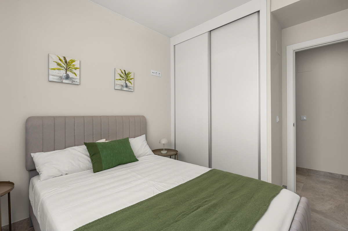 Se vende Apartamento Planta Baja de 2 dormitorios en Costa Blanca, Alicante, España