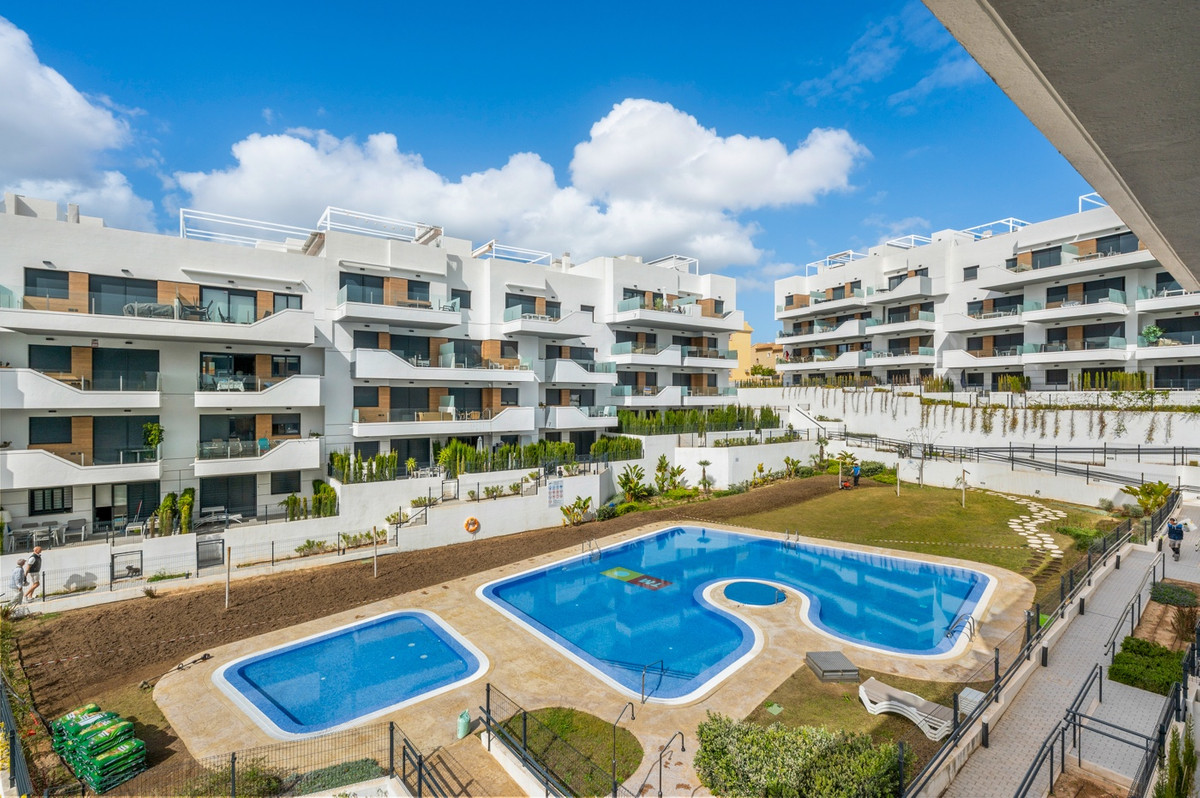 Se vende Apartamento Planta Baja de 2 dormitorios en Costa Blanca, Alicante, España