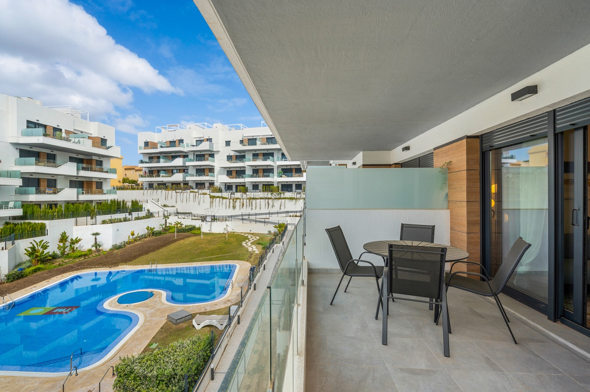 Se vende Apartamento Planta Baja de 2 dormitorios en Costa Blanca, Alicante, España