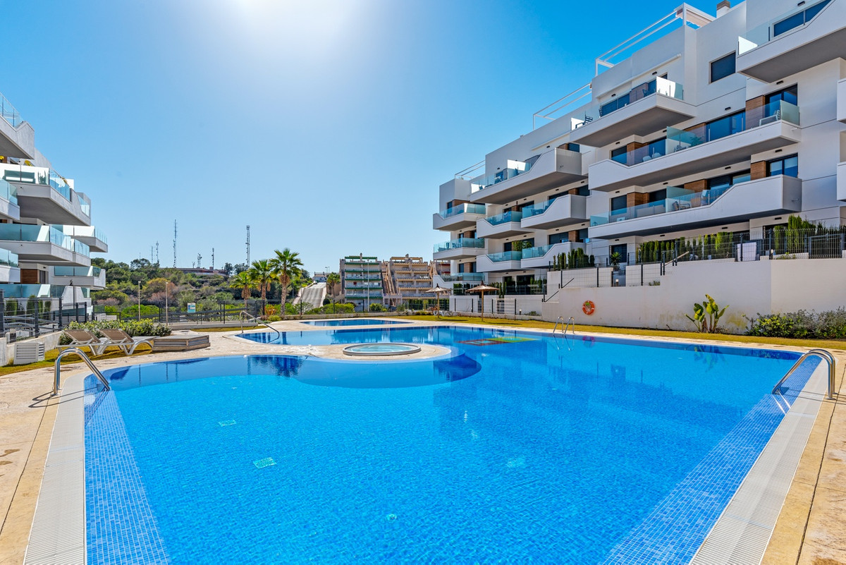Se vende Apartamento Planta Baja de 2 dormitorios en Costa Blanca, Alicante, España