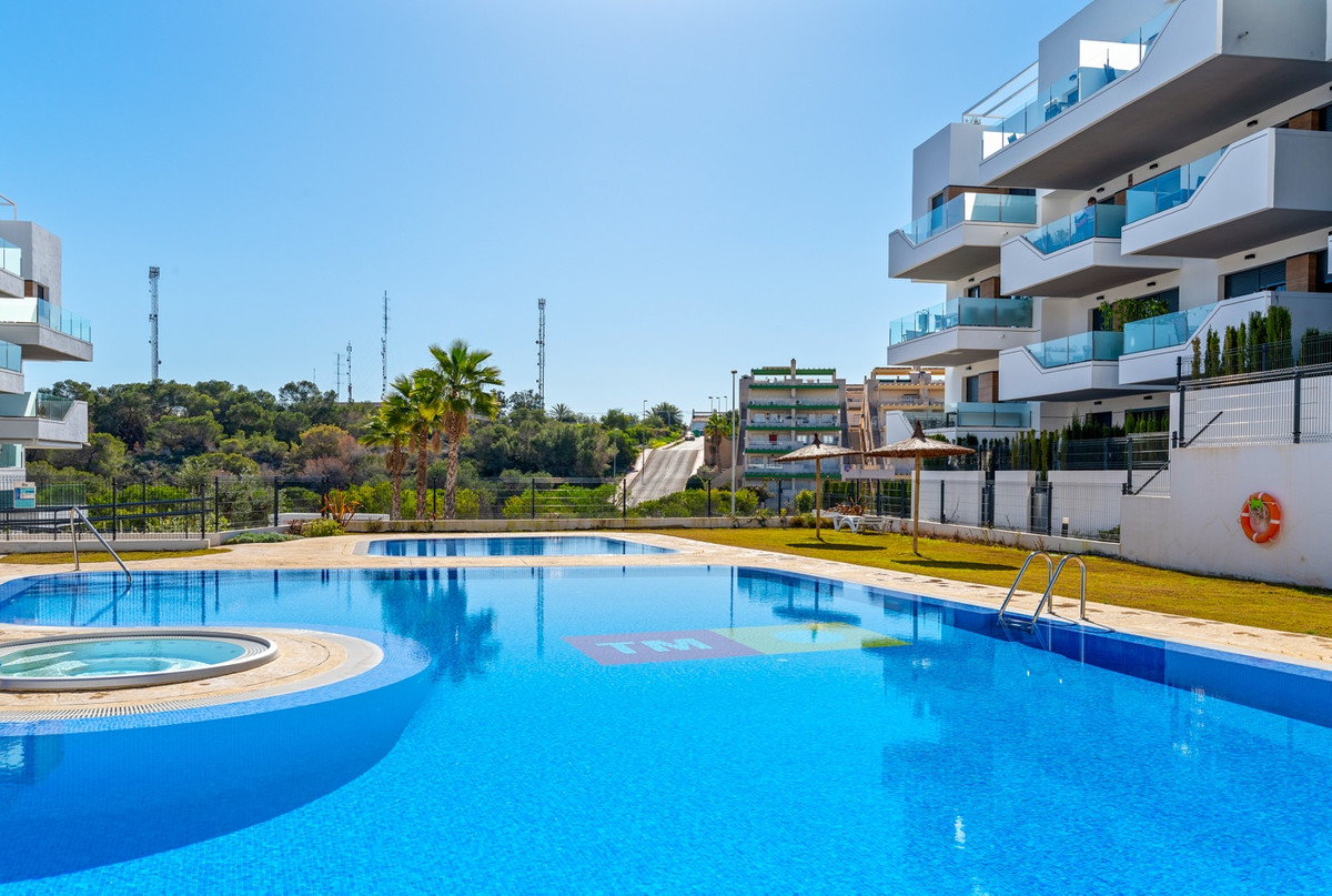 Se vende Apartamento Planta Baja de 2 dormitorios en Costa Blanca, Alicante, España