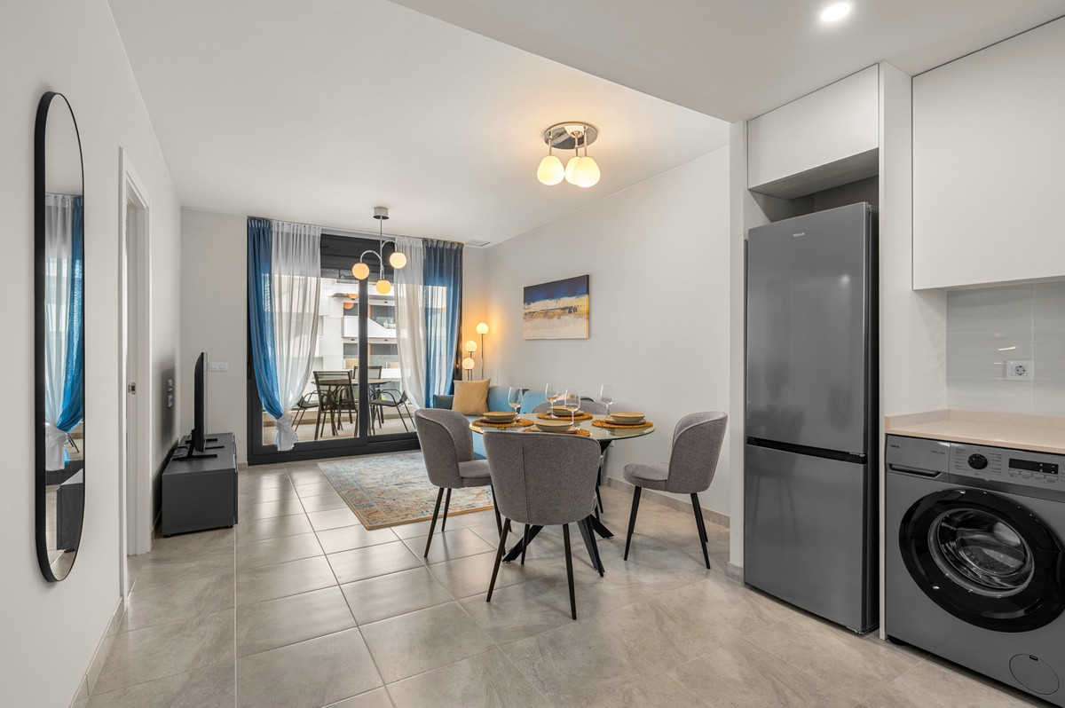 Se vende Apartamento Planta Baja de 2 dormitorios en Costa Blanca, Alicante, España