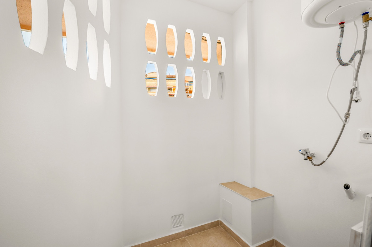 3 Bed Apartment for sale in Calpe Costa Blanca, Alicante, Spain