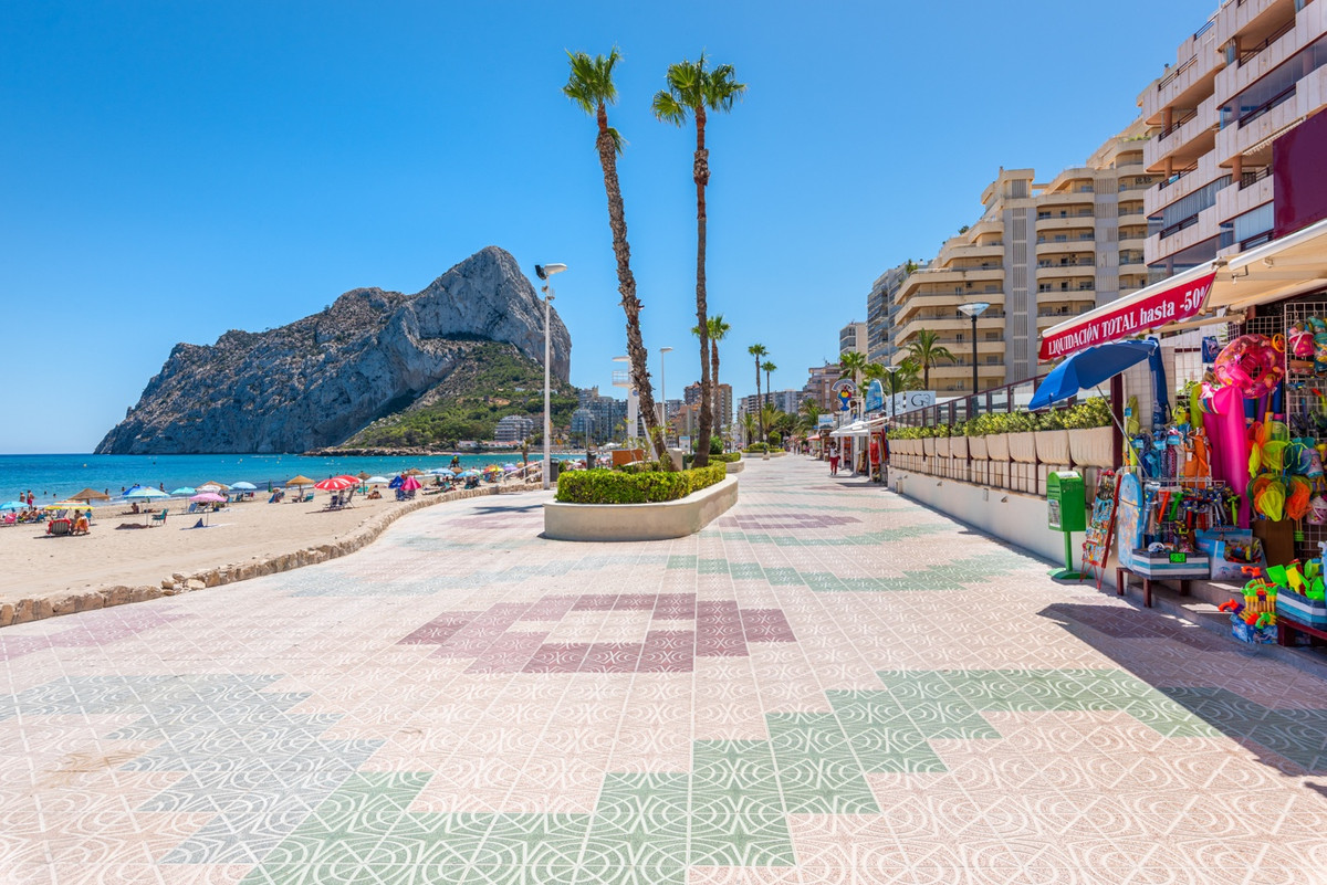 3 Bed Apartment for sale in Calpe Costa Blanca, Alicante, Spain