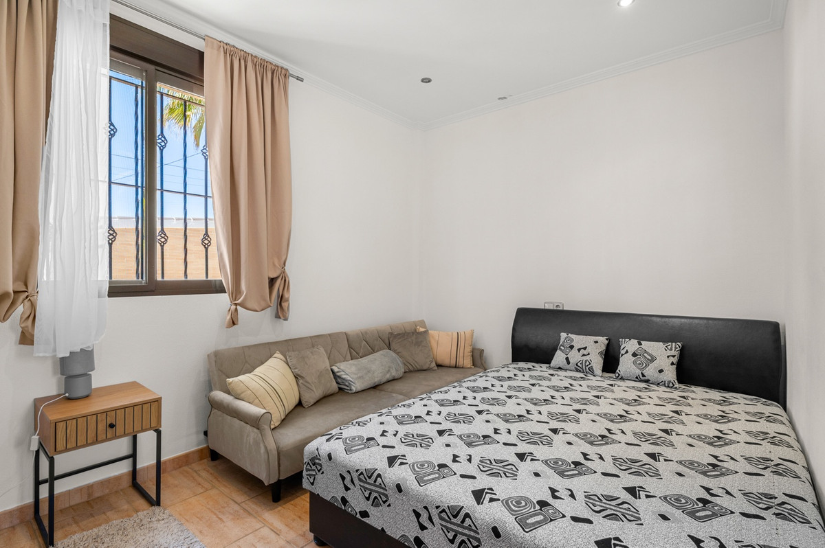 Se vende Finca - Cortijo de 5 dormitorios en Costa Blanca, Alicante, España