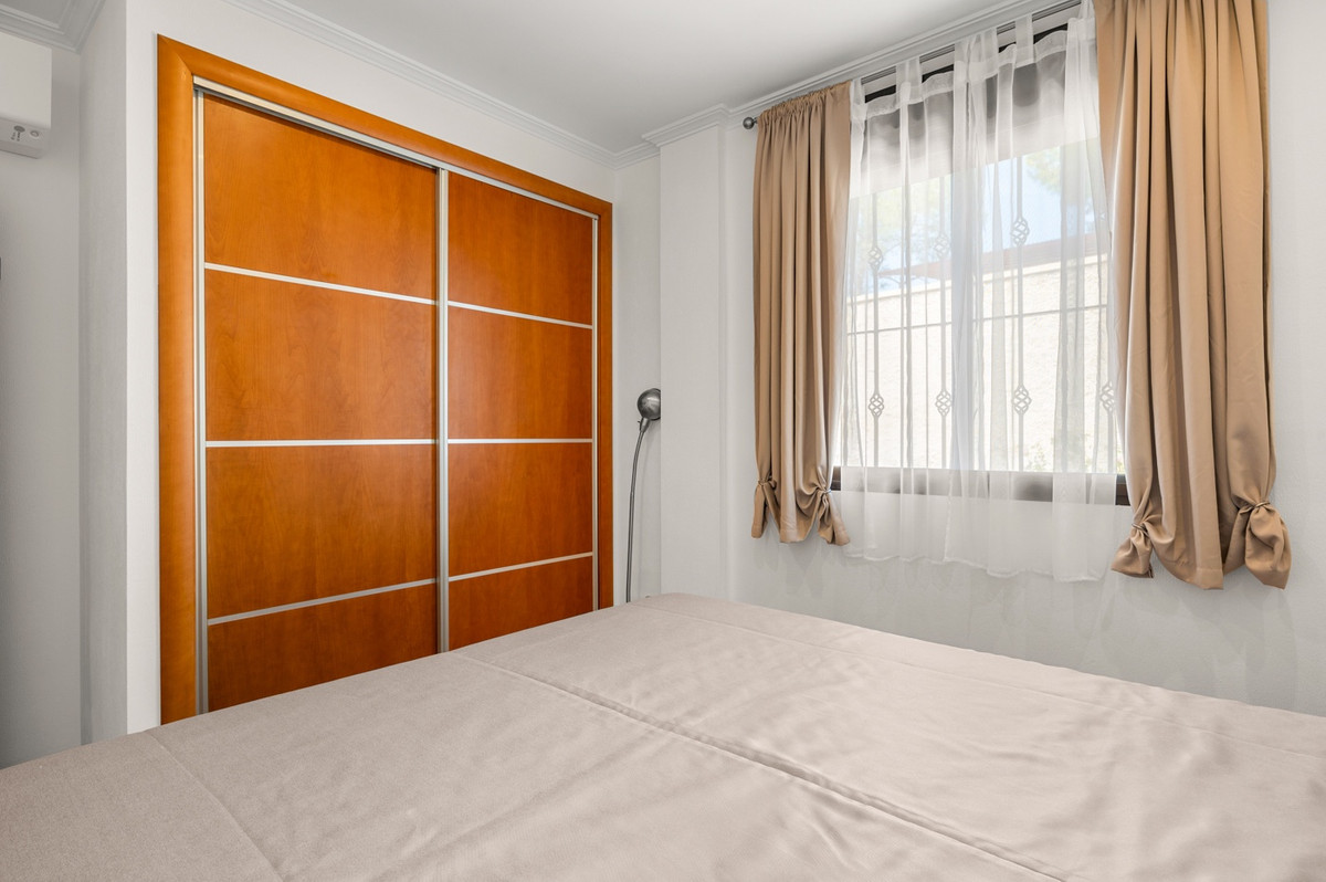 Se vende Finca - Cortijo de 5 dormitorios en Costa Blanca, Alicante, España