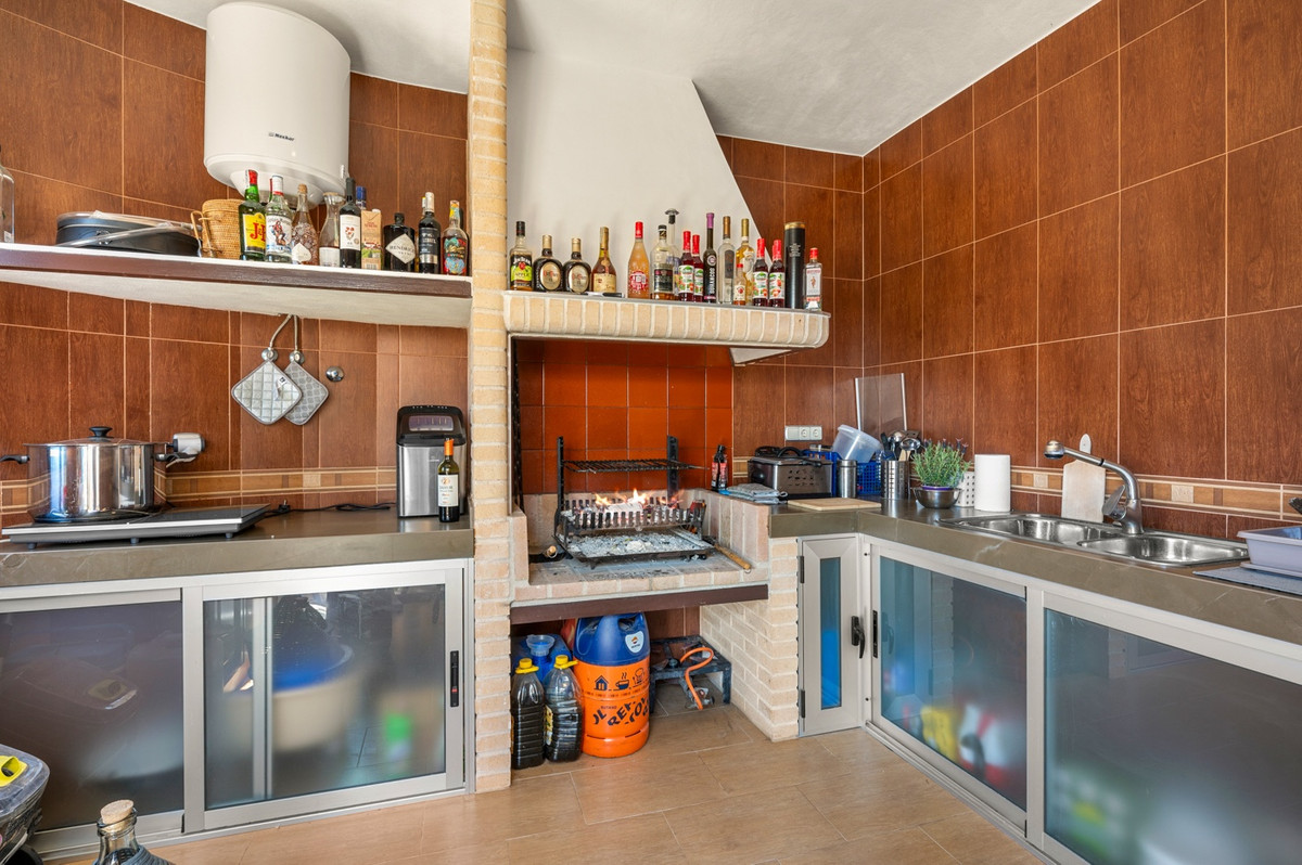 Se vende Finca - Cortijo de 5 dormitorios en Costa Blanca, Alicante, España