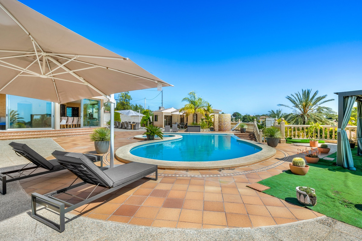 Se vende Finca - Cortijo de 5 dormitorios en Costa Blanca, Alicante, España
