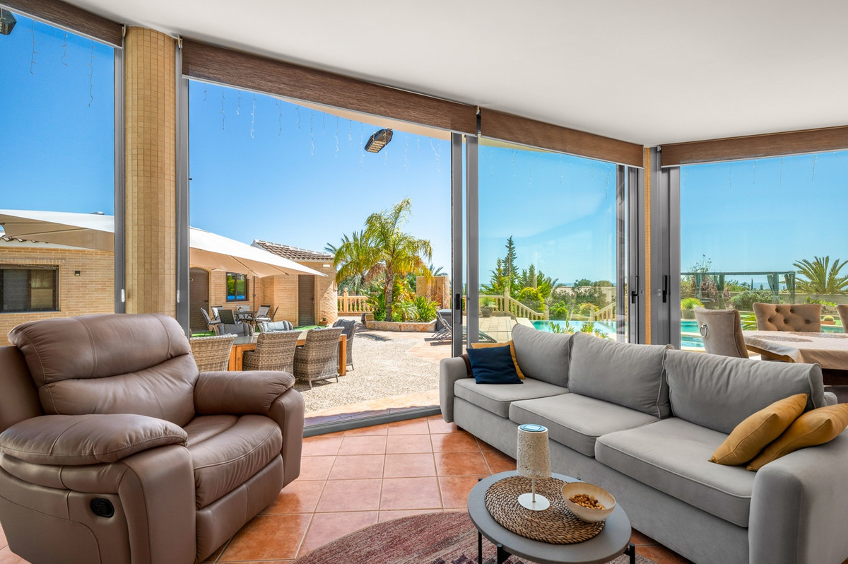Se vende Finca - Cortijo de 5 dormitorios en Costa Blanca, Alicante, España