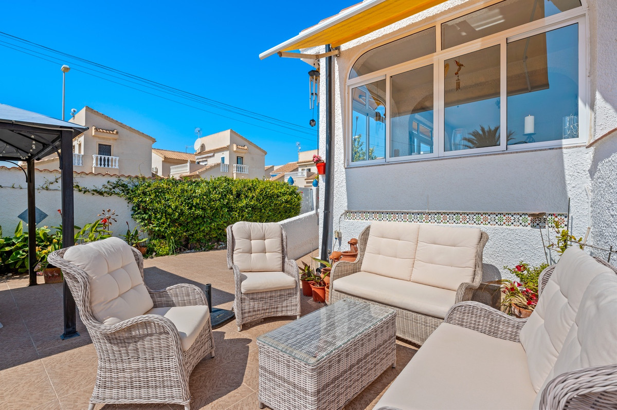 3 Bed Townhouse for sale in Rojales Costa Blanca, Alicante, Spain