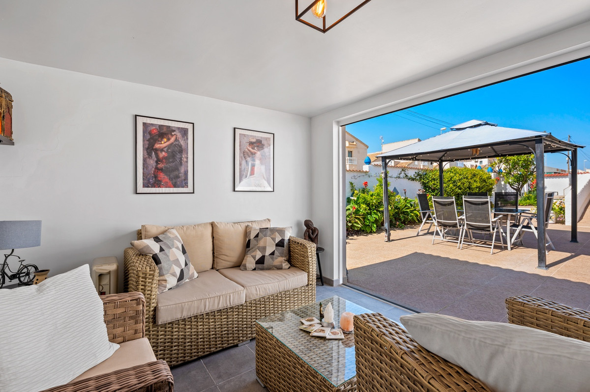3 Bed Townhouse for sale in Rojales Costa Blanca, Alicante, Spain