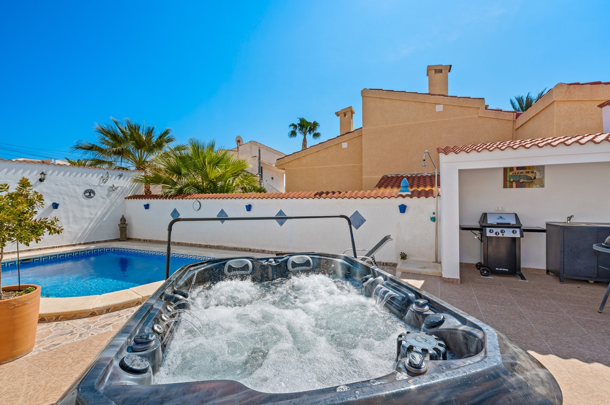 3 Bed Townhouse for sale in Rojales Costa Blanca, Alicante, Spain