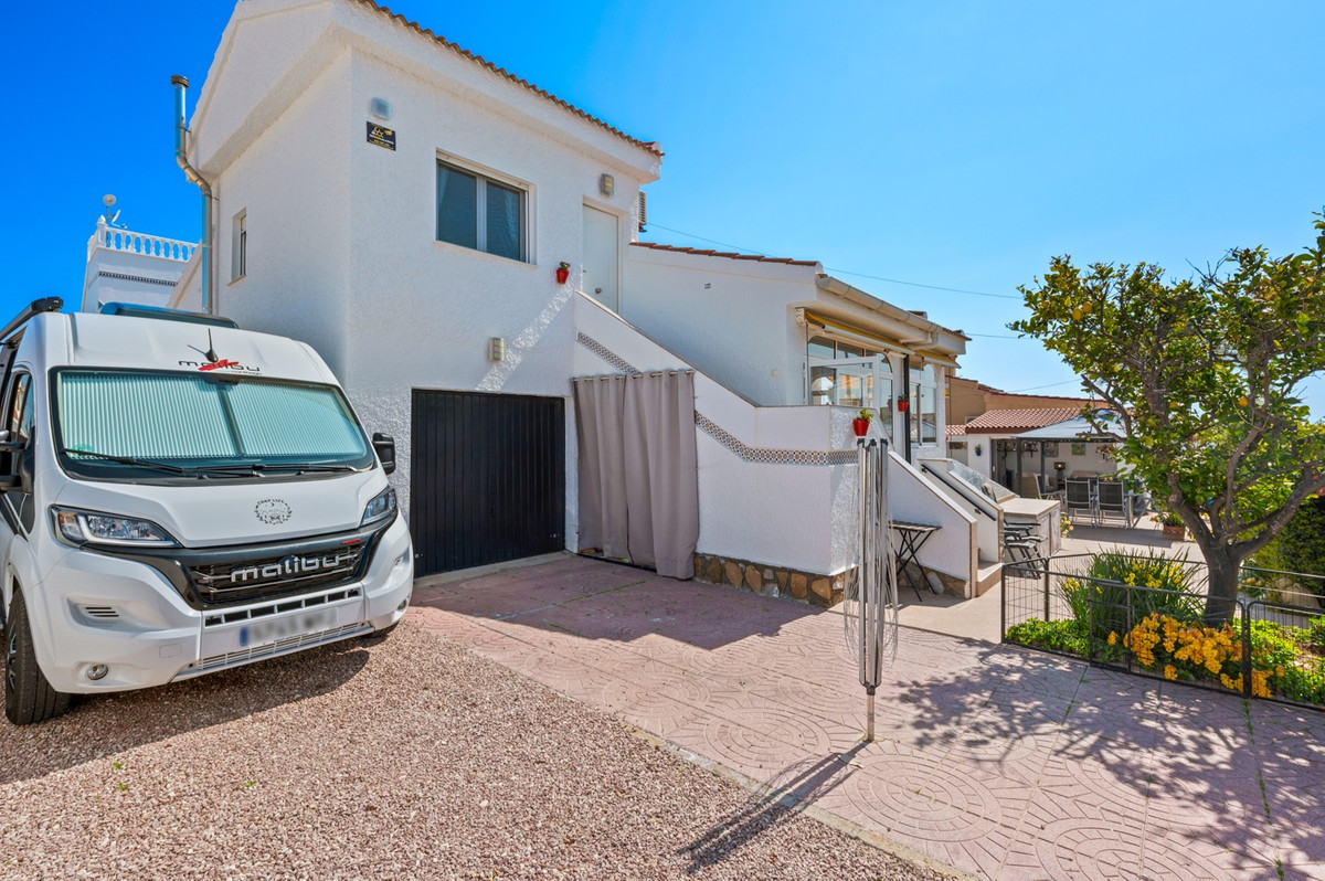 3 Bed Townhouse for sale in Rojales Costa Blanca, Alicante, Spain