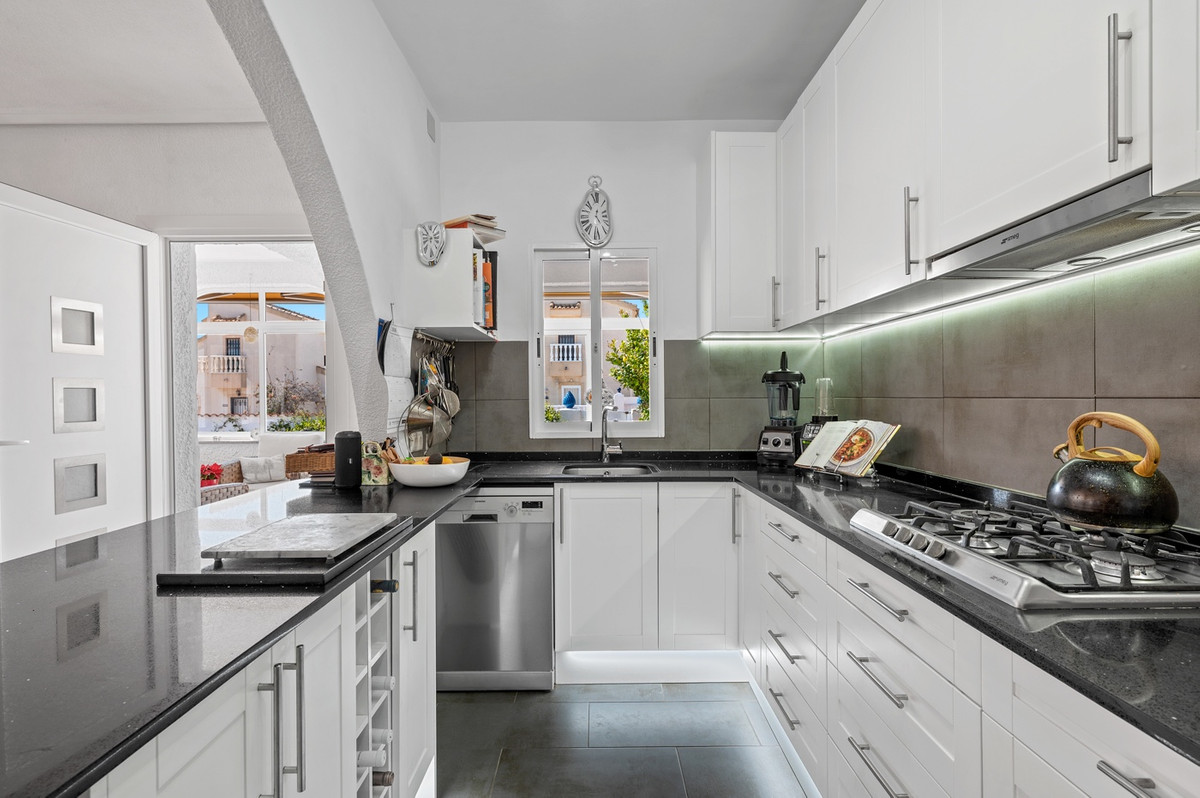 3 Bed Townhouse for sale in Rojales Costa Blanca, Alicante, Spain