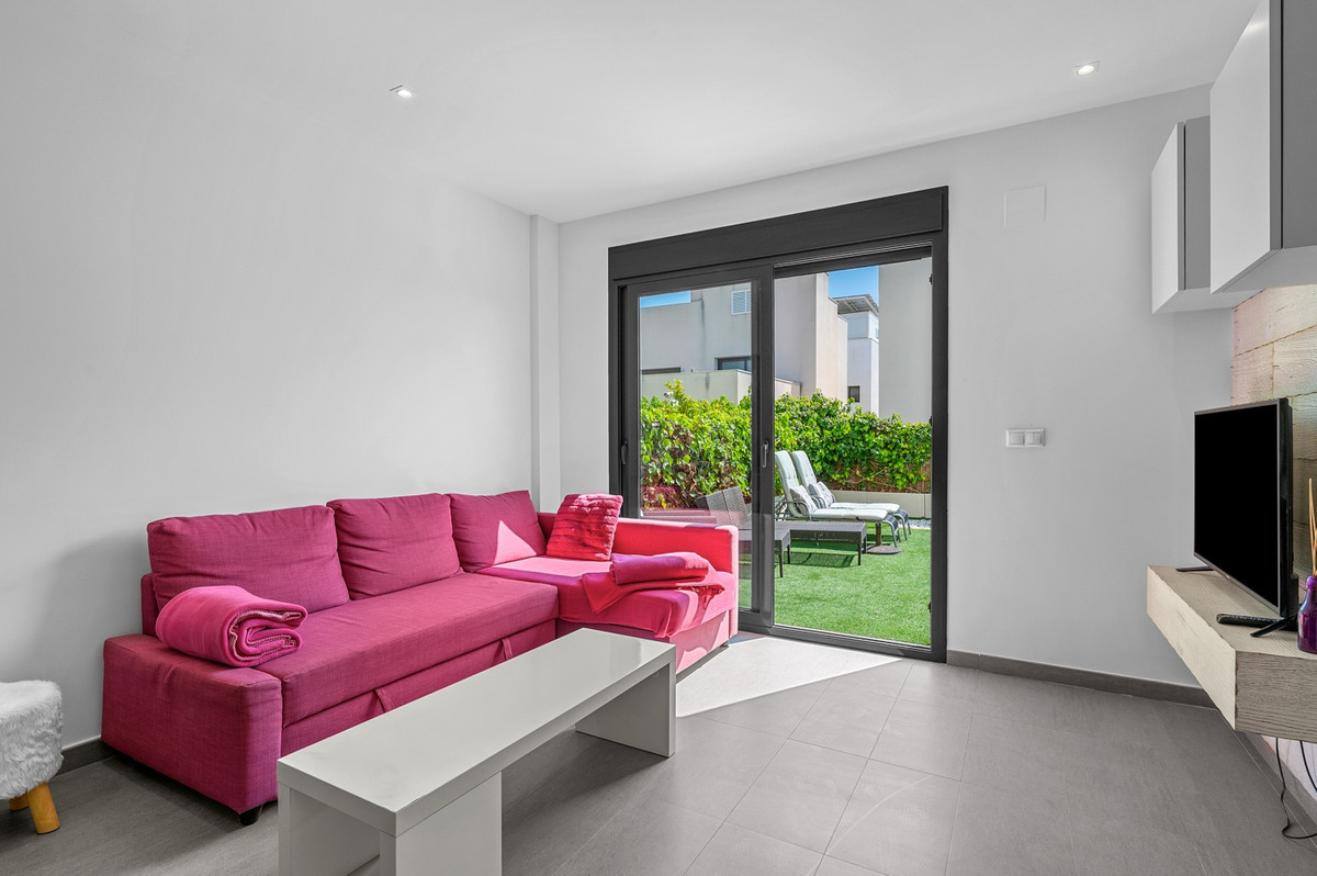 Se vende Villa - Chalet de 2 dormitorios en Costa Blanca, Alicante, España