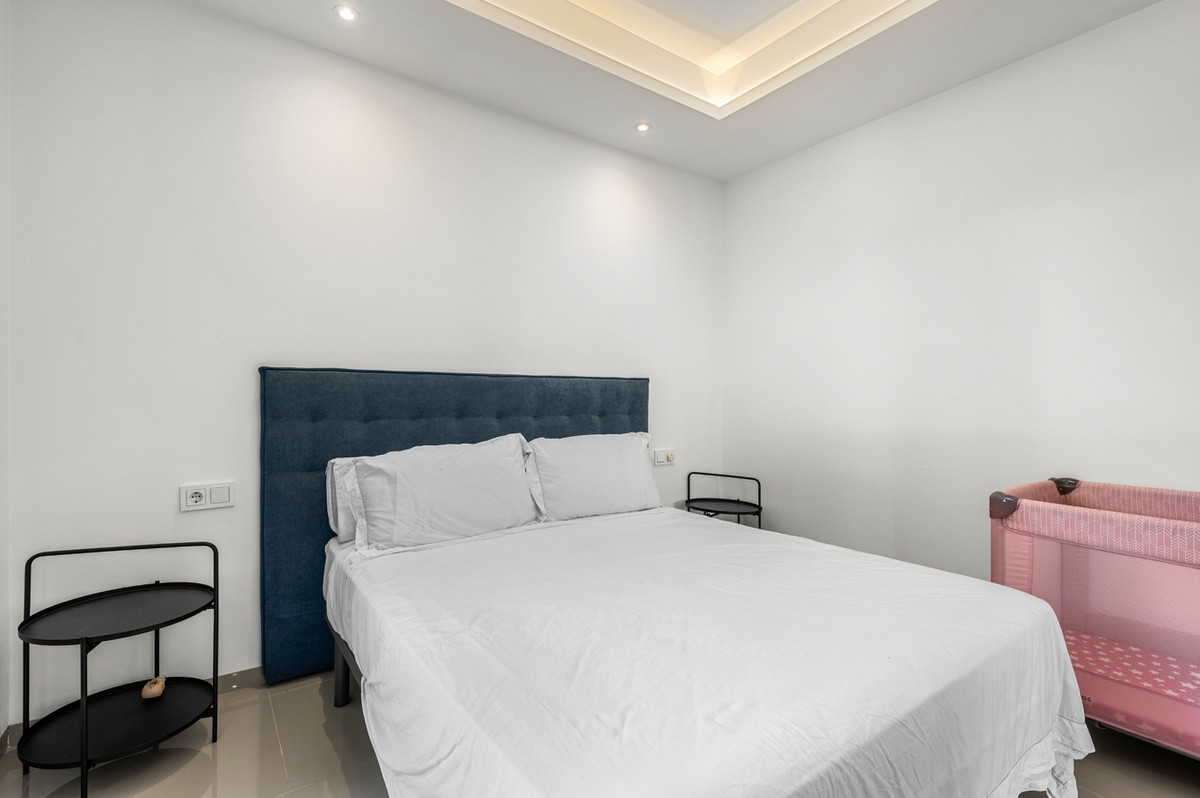 Se vende Villa - Chalet de 3 dormitorios en Costa Blanca, Alicante, España