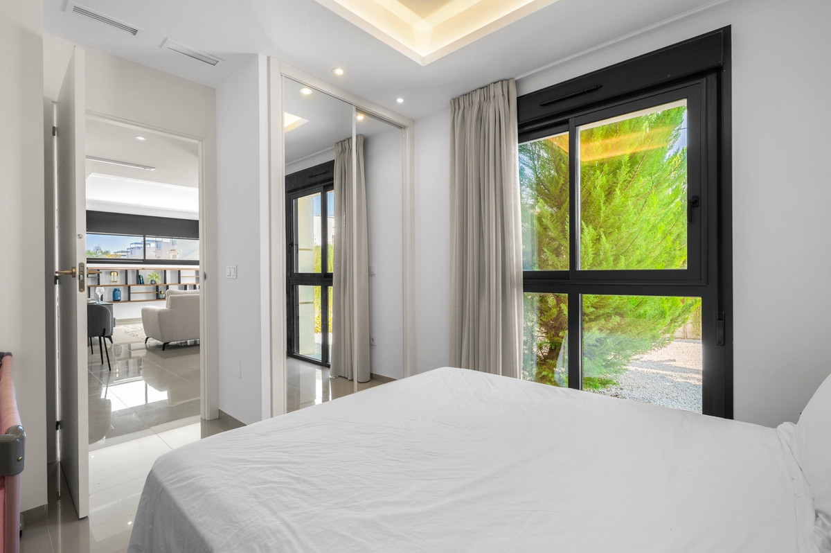 Se vende Villa - Chalet de 3 dormitorios en Costa Blanca, Alicante, España