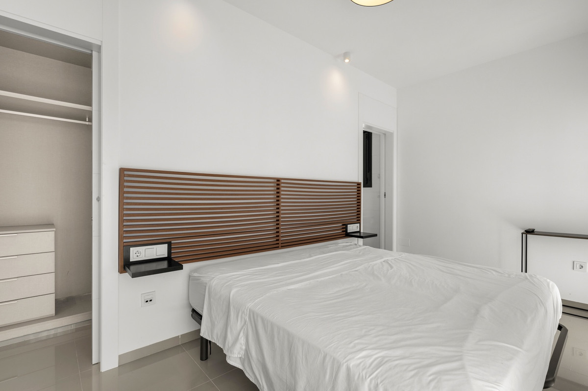 Se vende Villa - Chalet de 3 dormitorios en Costa Blanca, Alicante, España